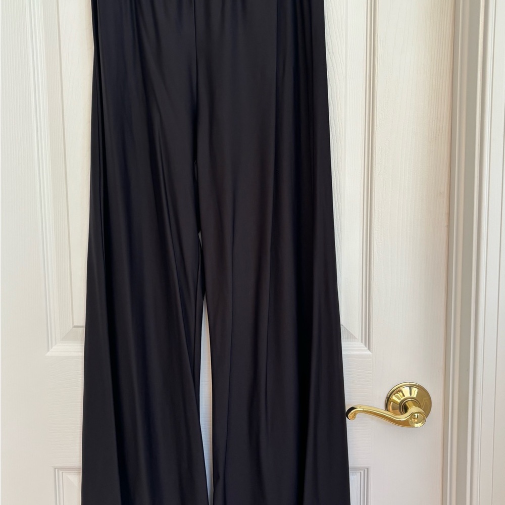 Chic Black Wide-Leg pants